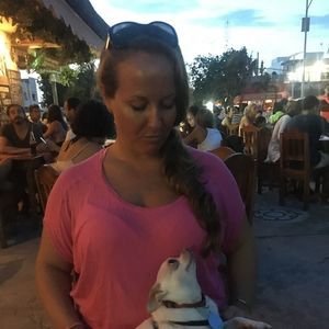 Meet your Posher, Cara